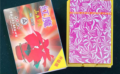 专业级曲松牌具曲松扑克防滑耐磨使用全解析